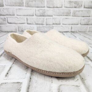 Nootkas Victoria Women's US 10.5 EU 41 Oatmeal White Felt Wool Barefoot Slippers